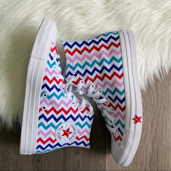 NWT Converse Chuck Taylor All Star Voltage HI Top - Picture 7 of 10